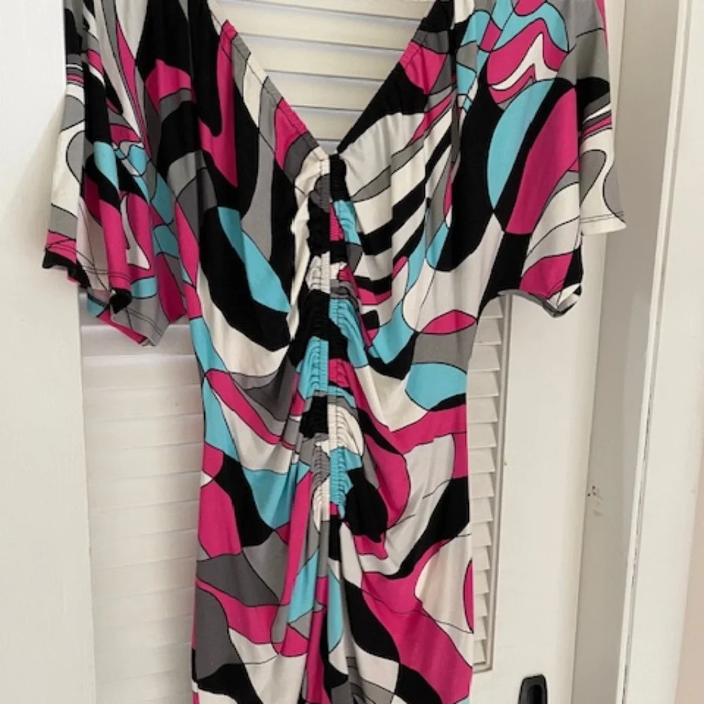 Cache Top L - Picture 2 of 4